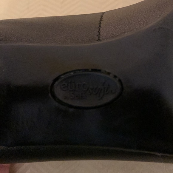 NWOT Sofft heels - Picture 10 of 10